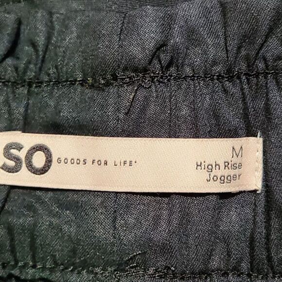 So Junior Jogger For Women Size Medium Black Color Elastic Waist High Rise - Picture 12 of 14